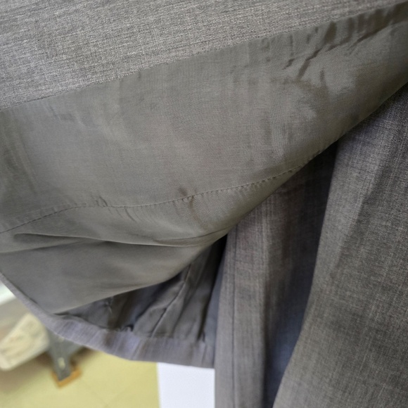 Gray lined pantsuit size 14 - Picture 6 of 6